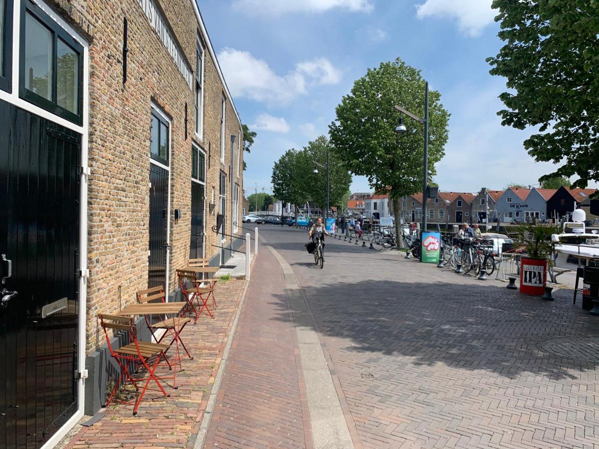 Pakhuis Aan De Haven - Bakboord Zierikzee Exterior photo